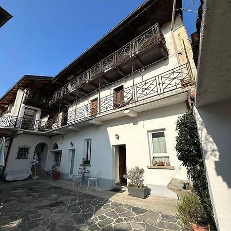 Casa Sasso E Legno Lejlighed Omegna Eksteriør billede